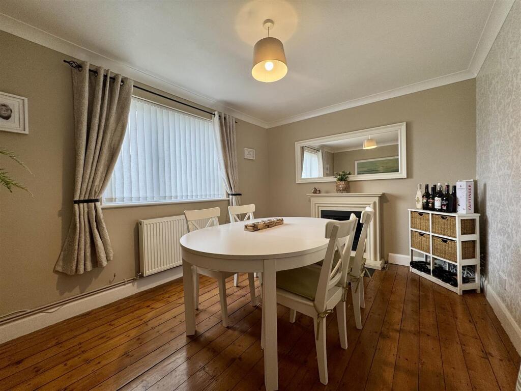 House in Newport, Chepstow - More
