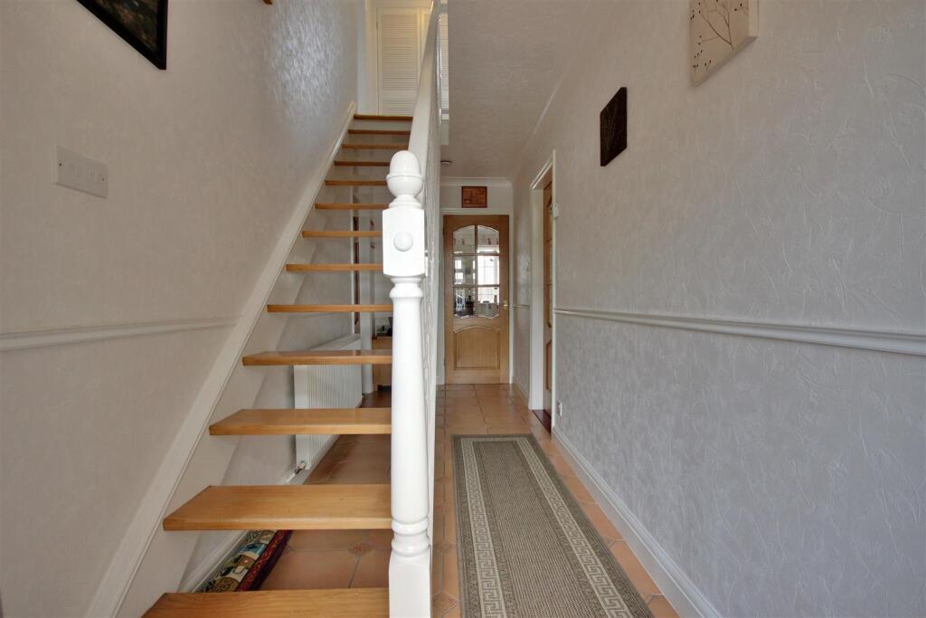 Birchwood Cottage, Woodmansey, Beverley photo 4