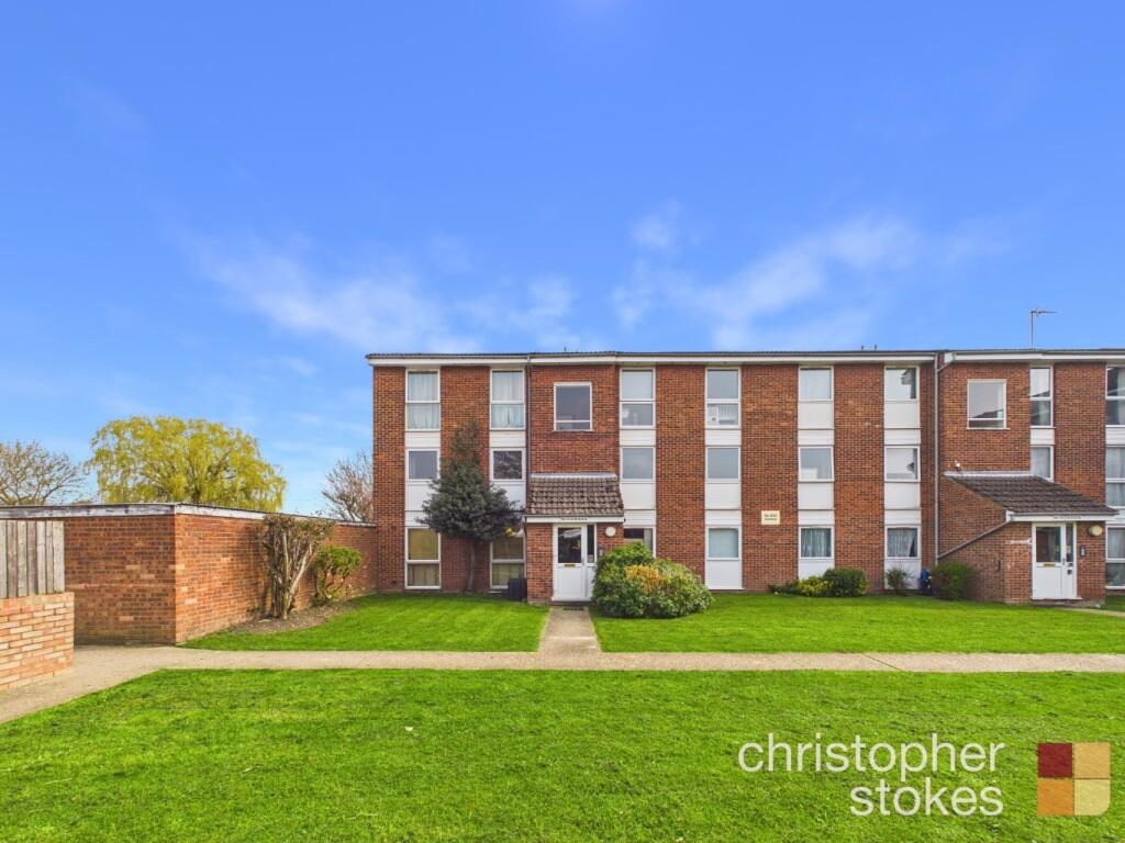 Main image of property: Clyfton Close, Broxbourne, Hertfordshire, EN10 6NX