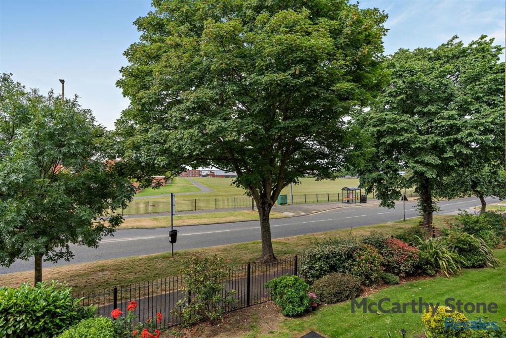 Ambleside Avenue, South Shields - View 3