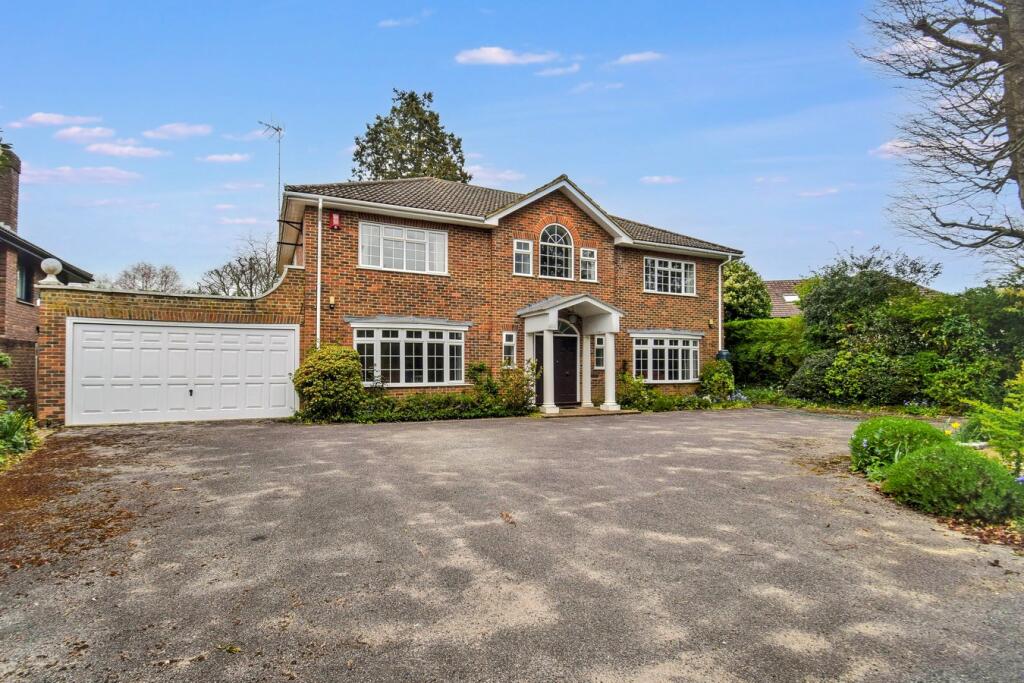 Main image of property: Ashley Close, Sevenoaks, TN13