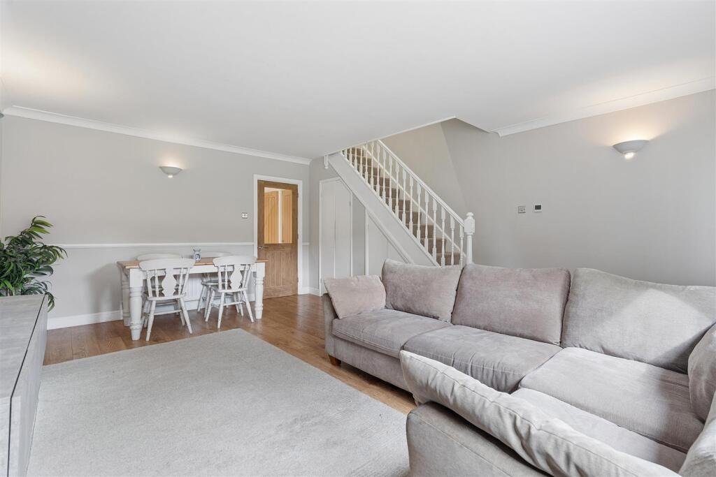 House in Dartford - View 3