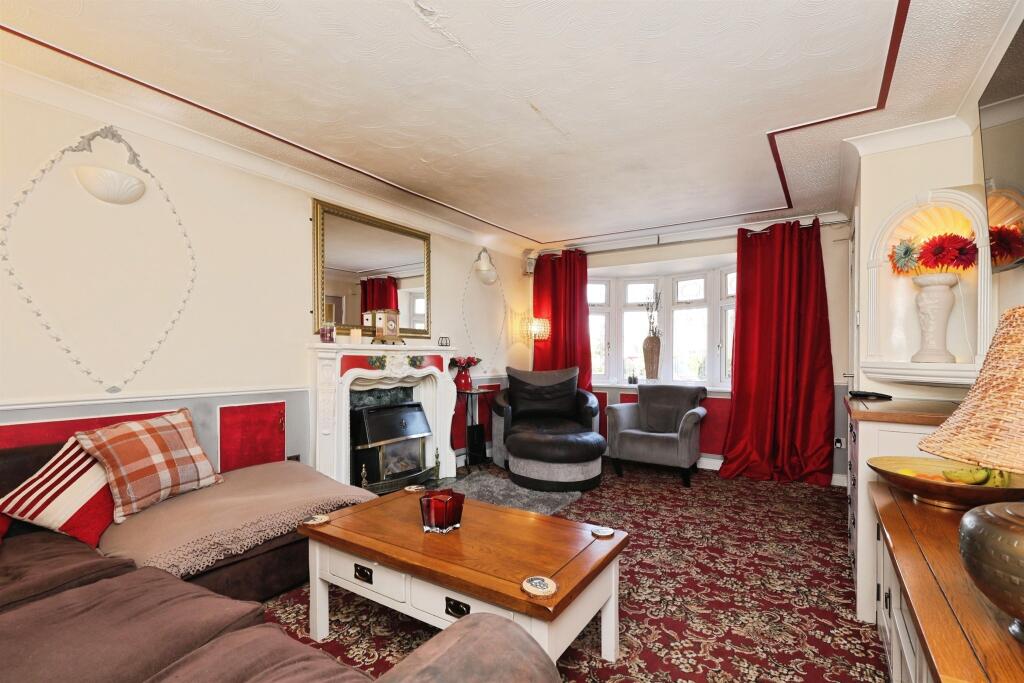 Belfmoor Close, Whitwell, Worksop photo 3
