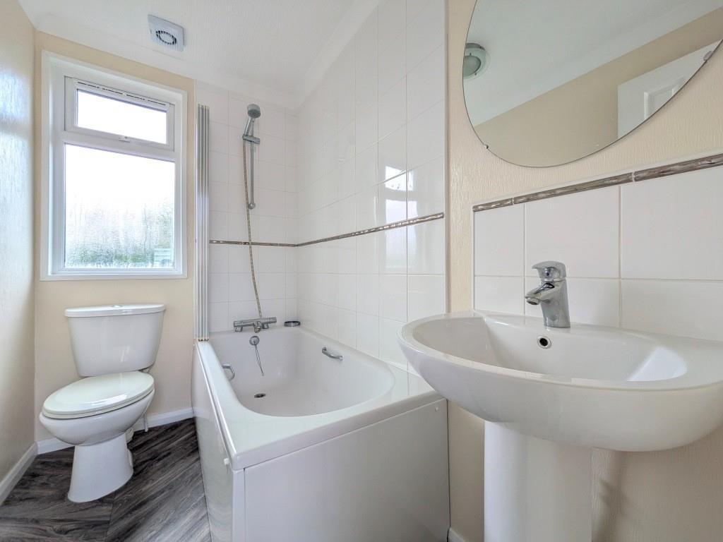 House in Redhill - View 5