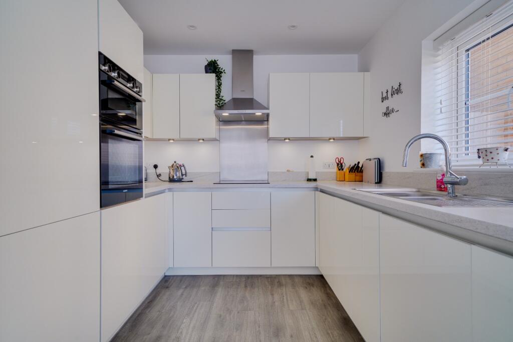 House in Royston, Bassingbourn-cum-Kneesworth - View 3