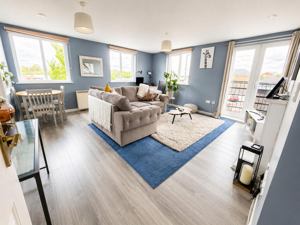 Main image of property: Saltash Road, Swindon, SN2 2