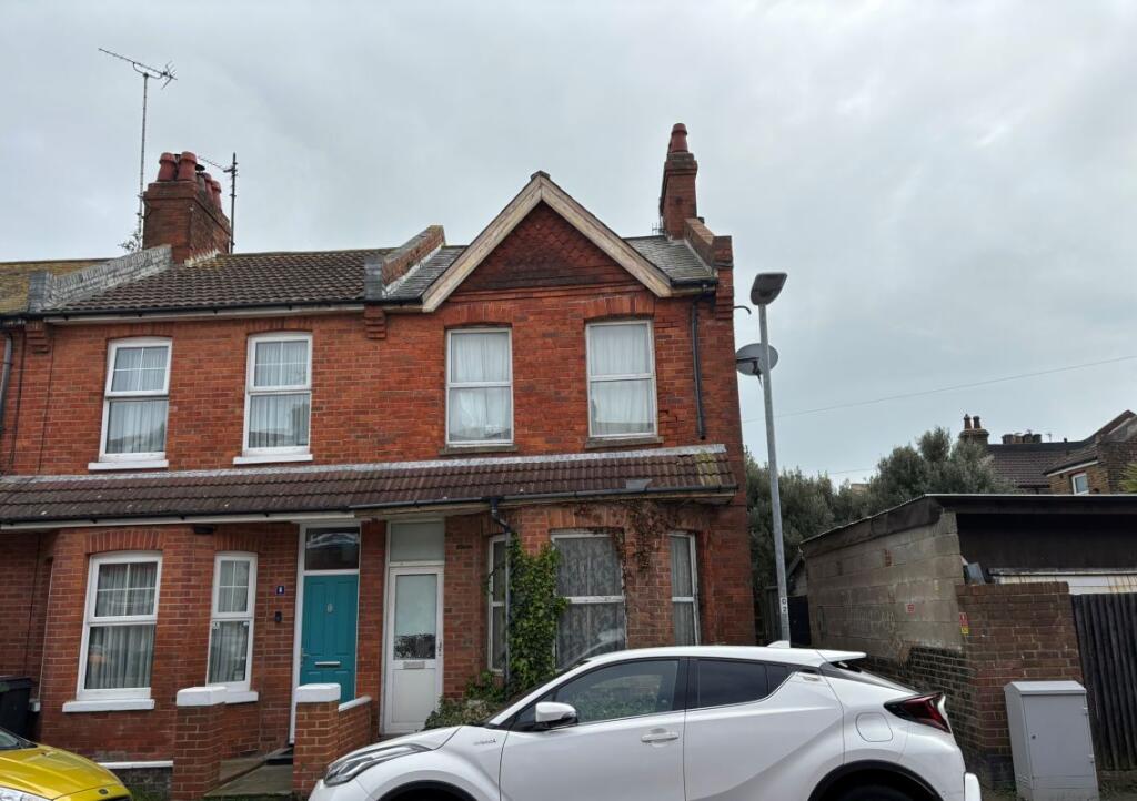 Main image of property: 4 Avondale Road, Eastbourne, BN22 8JN