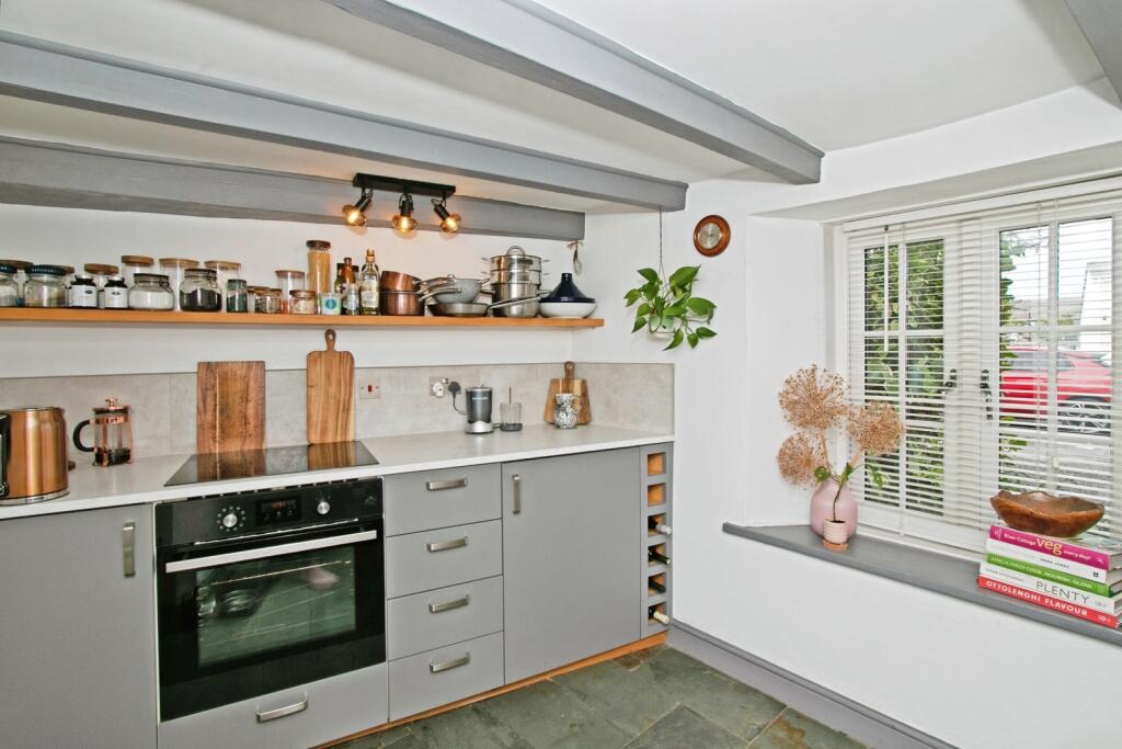 House in Truro - View 5