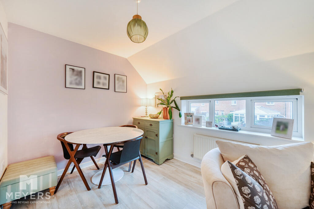 Apartment in Bournemouth - More