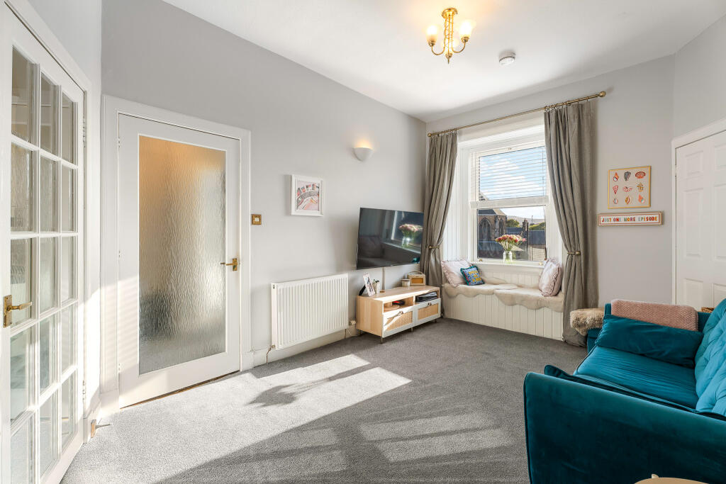 Apartment in Edinburgh - View 4