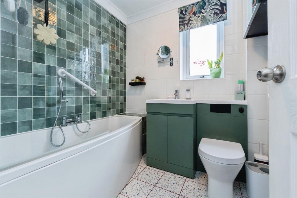 House in Salisbury - View 3