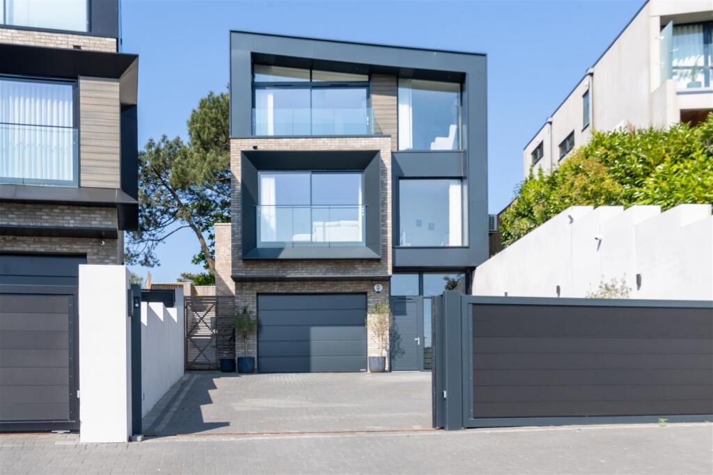 Main image of property: Blake Hill Avenue, Lilliput