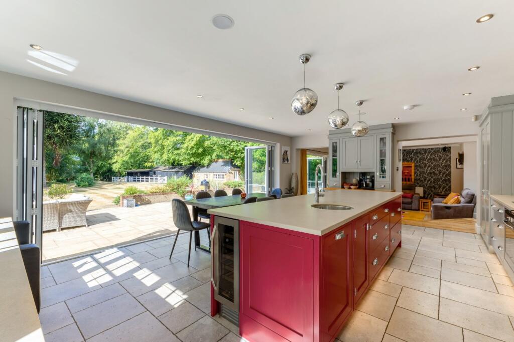 House in Rickmansworth, Herongate - View 5