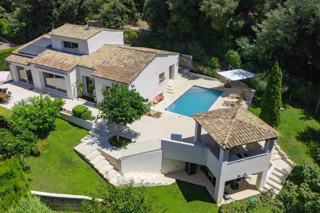 Main image of property: Provence-Alps-Cote d`Azur, Alpes-Maritimes, La Colle-sur-Loup