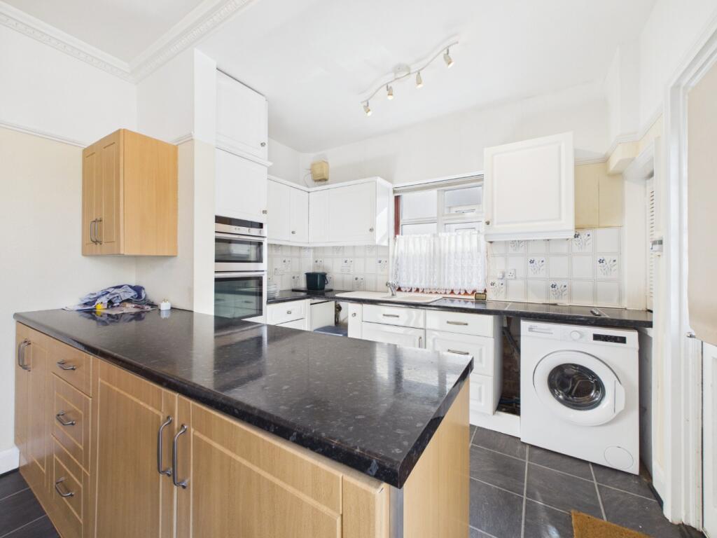 Mainridge Road, Chislehurst, Kent, BR7 photo 4