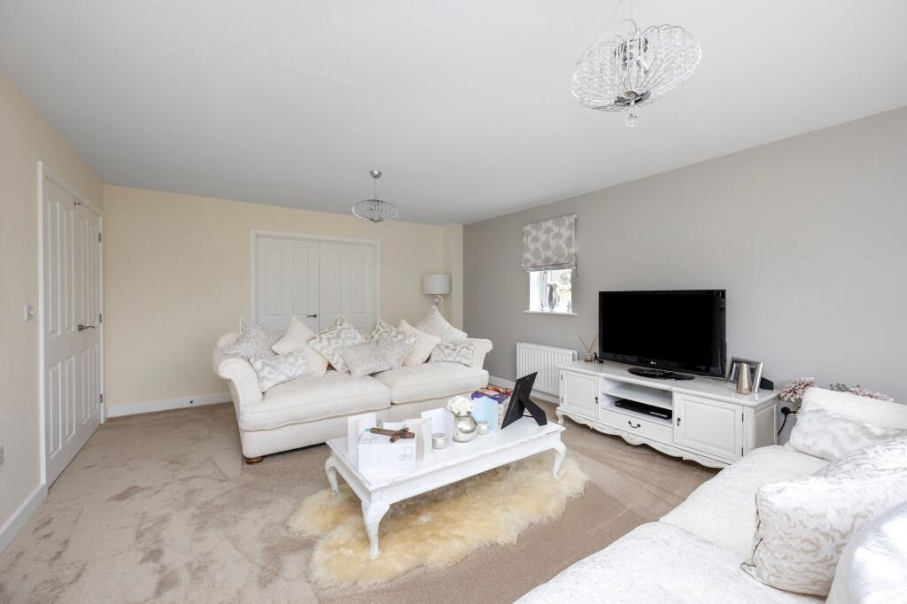House in Redhill - More