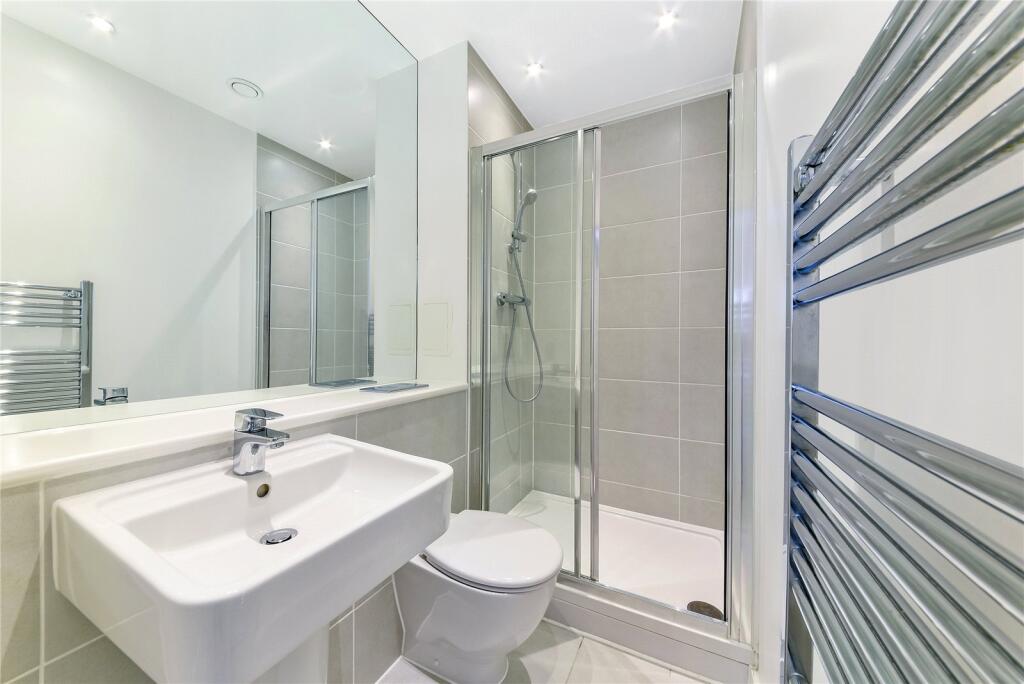Apartment in London - View 3