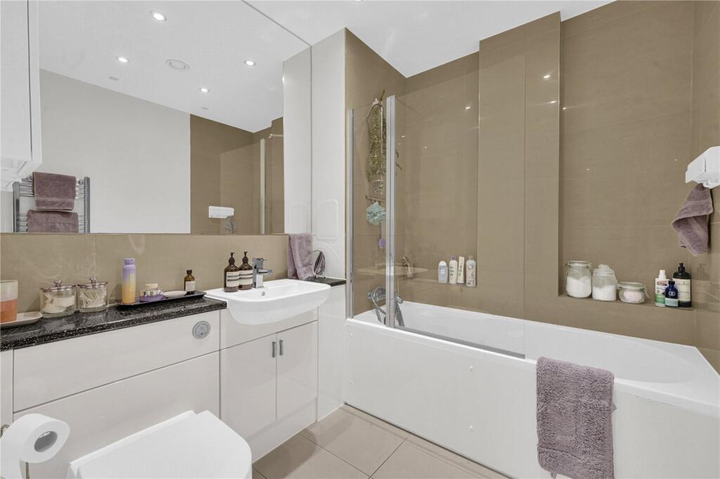 Apartment in London, Ratcliffe, Stepney - View 5