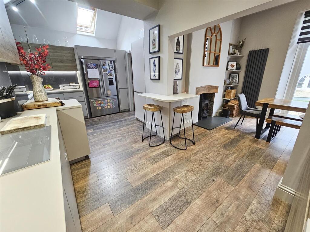 House in Plymouth - View 4