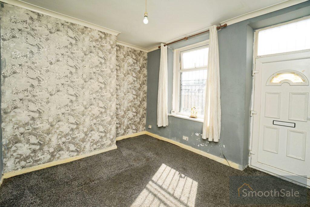 House in Bradford, Girlington, Lister Hills - View 2