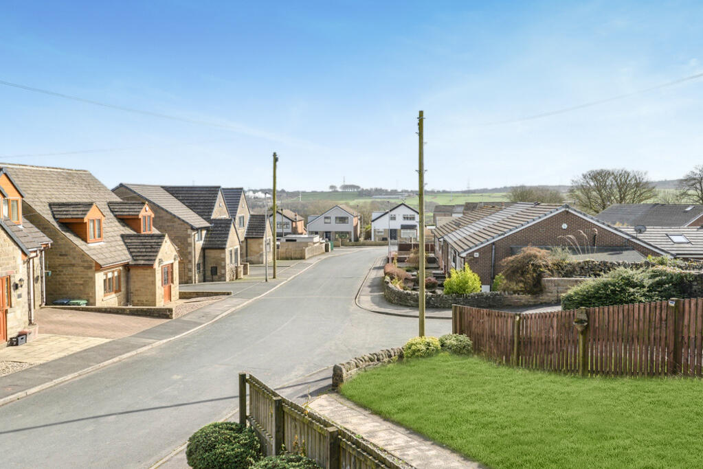 Additional image 4 of Lodge Gate Close, Denholme, West Yorkshire, BD13