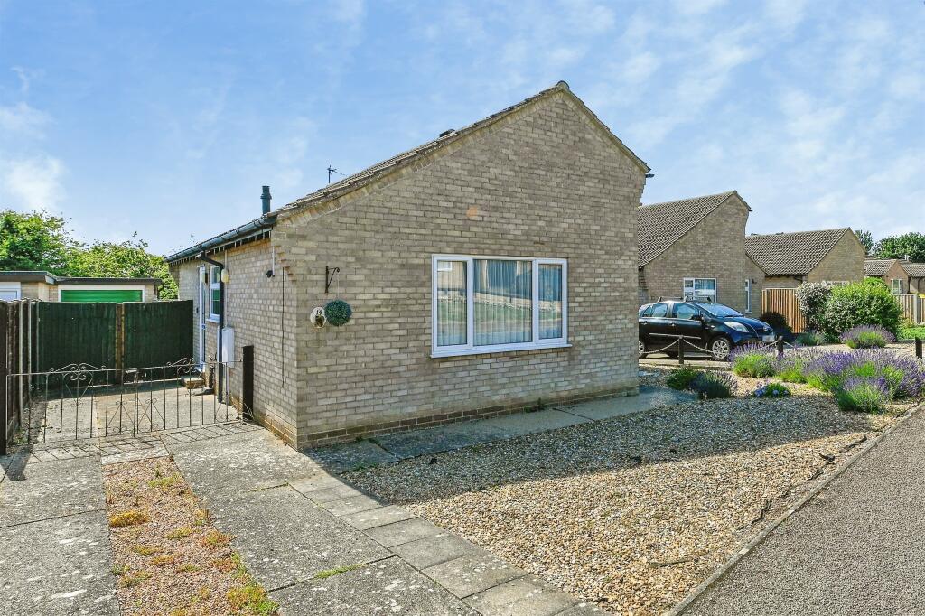 Main image of property: Windsor Rise, Hunstanton
