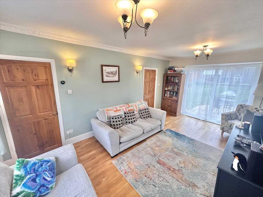 House in Nottingham, Keyworth - View 5
