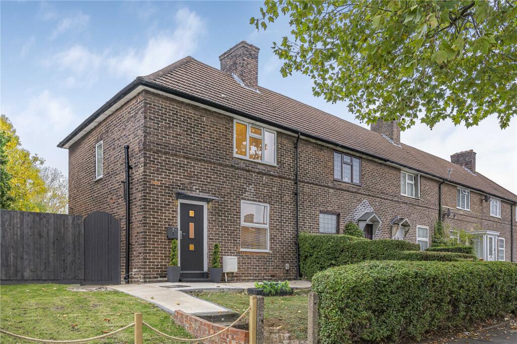 Main image of property: Downham Way, Bromley, BR1