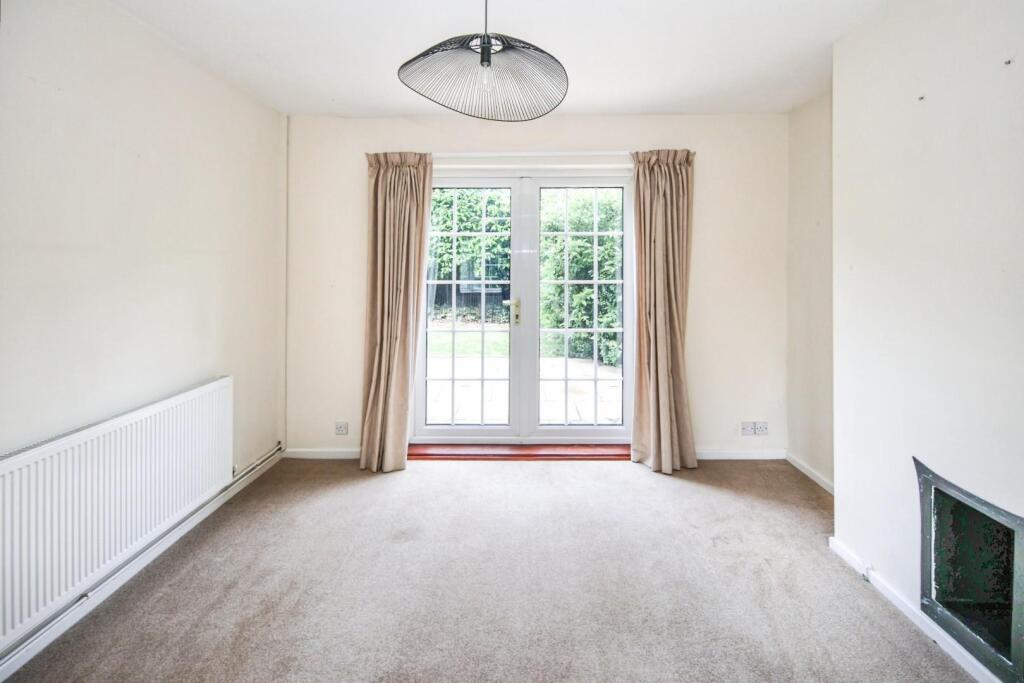 House in Solihull, West Midlands - View 2