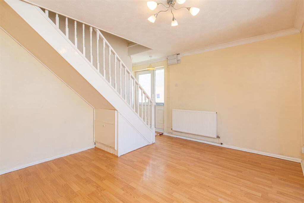 House in Higham Ferrers, North Northamptonshire - View 4