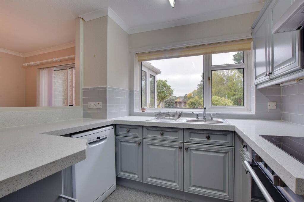 11, Sherwood Close, Barnard Castle, County Durham, DL12 photo 3