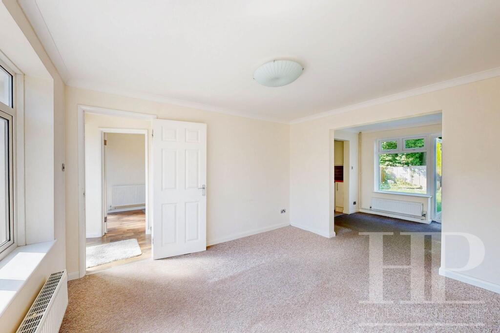 House in Crawley, West Sussex - View 4
