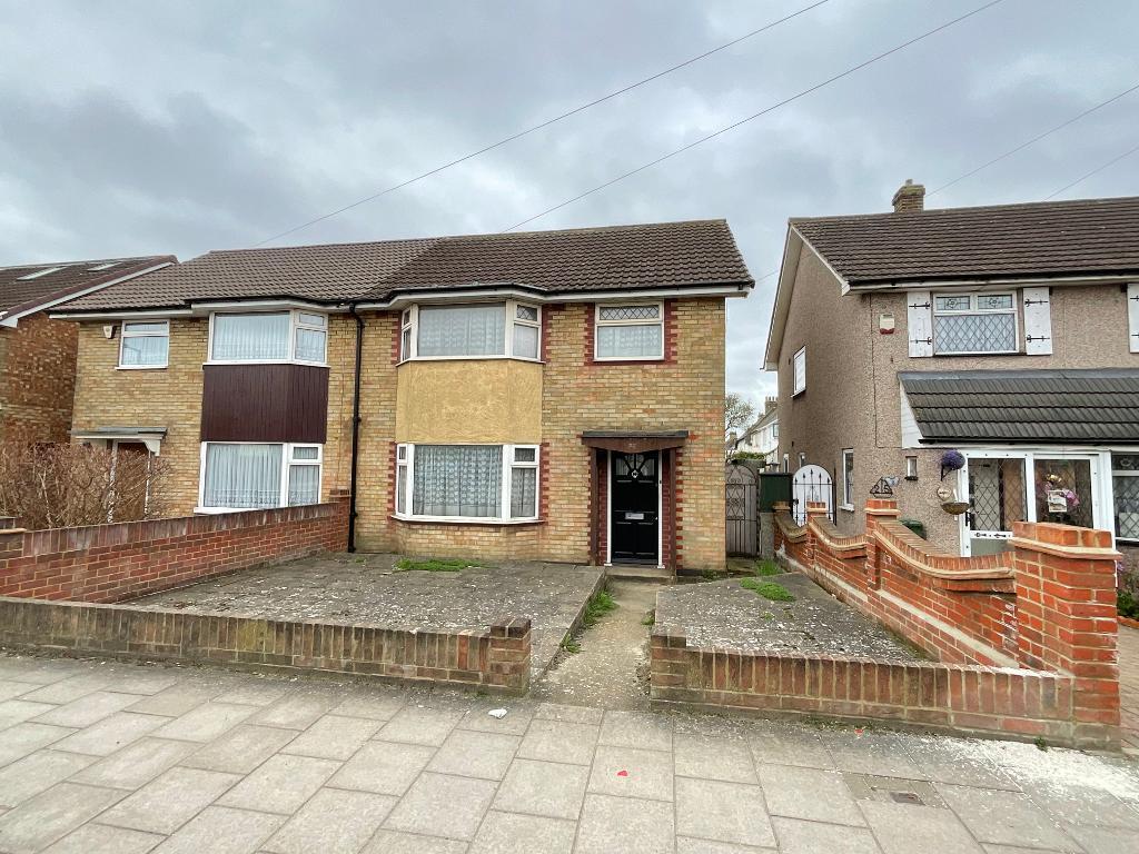 Main image of property: Mungo Park Road, South Hornchurch, Essex, RM13 7PA