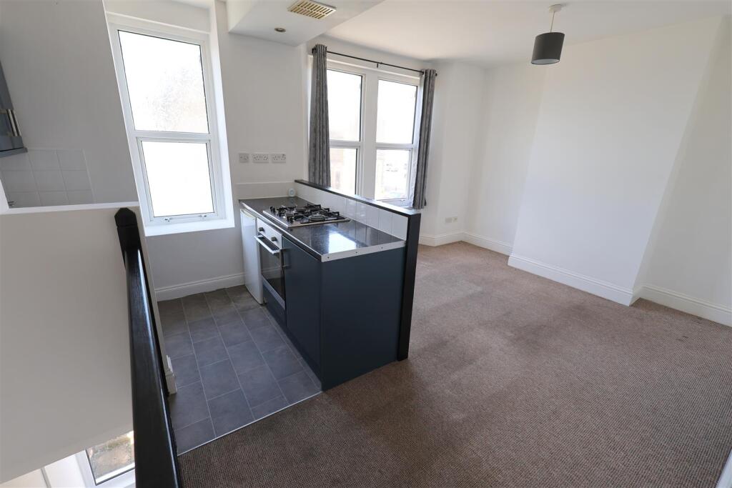 Apartment in Bristol - View 4