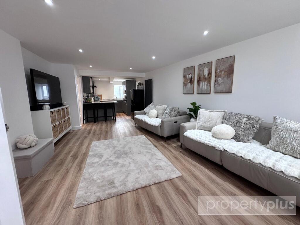 House in Cardiff - View 2