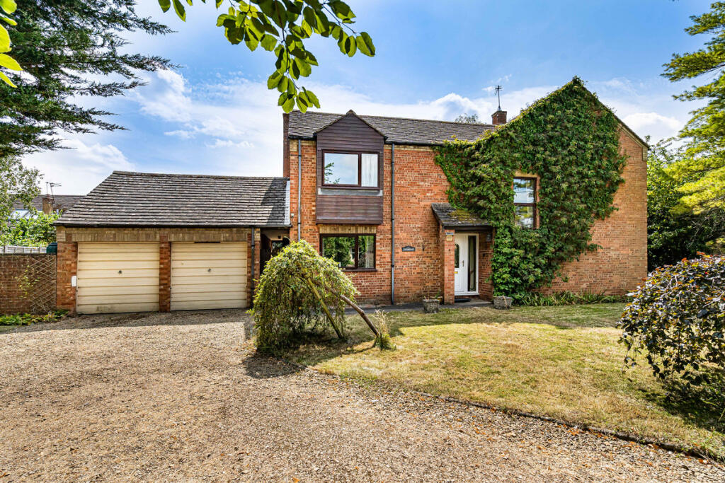 Main image of property: Ludgershall Road, Piddington, OX25