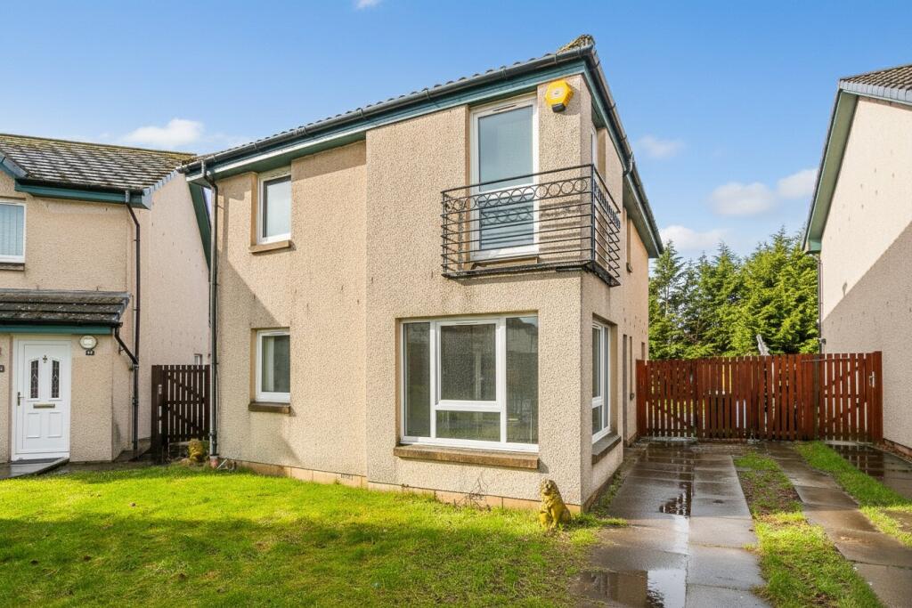 Main image of property: Clovenstone Gardens, Edinburgh, EH14