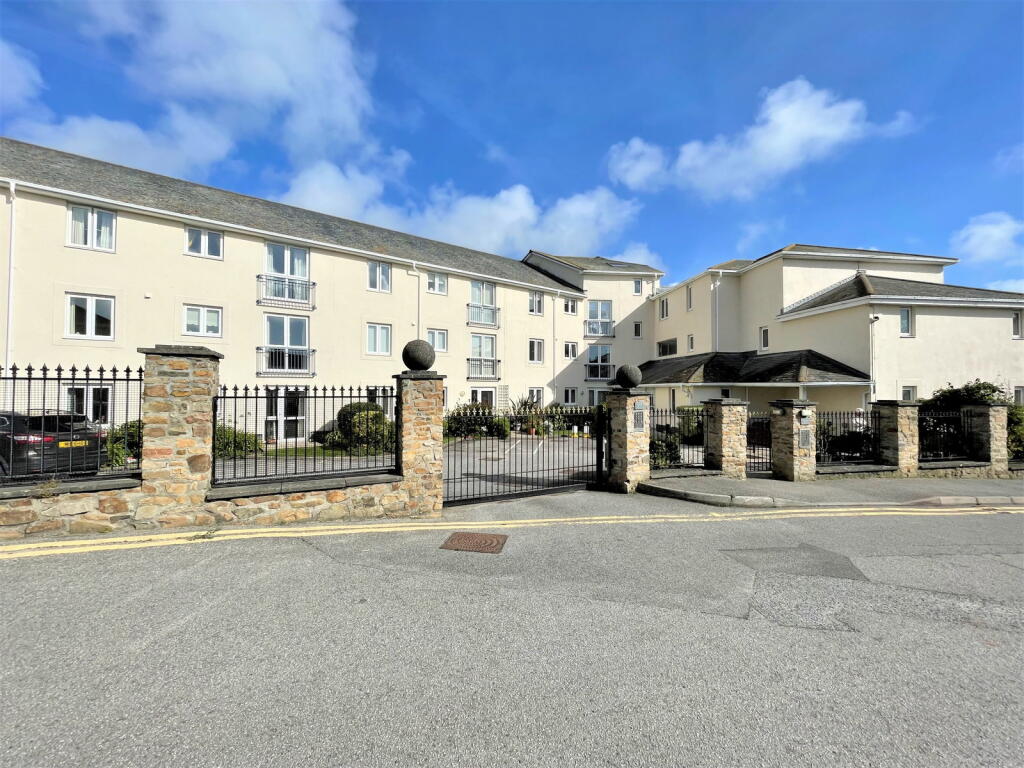Main image of property: East Terrace, Penzance TR18
