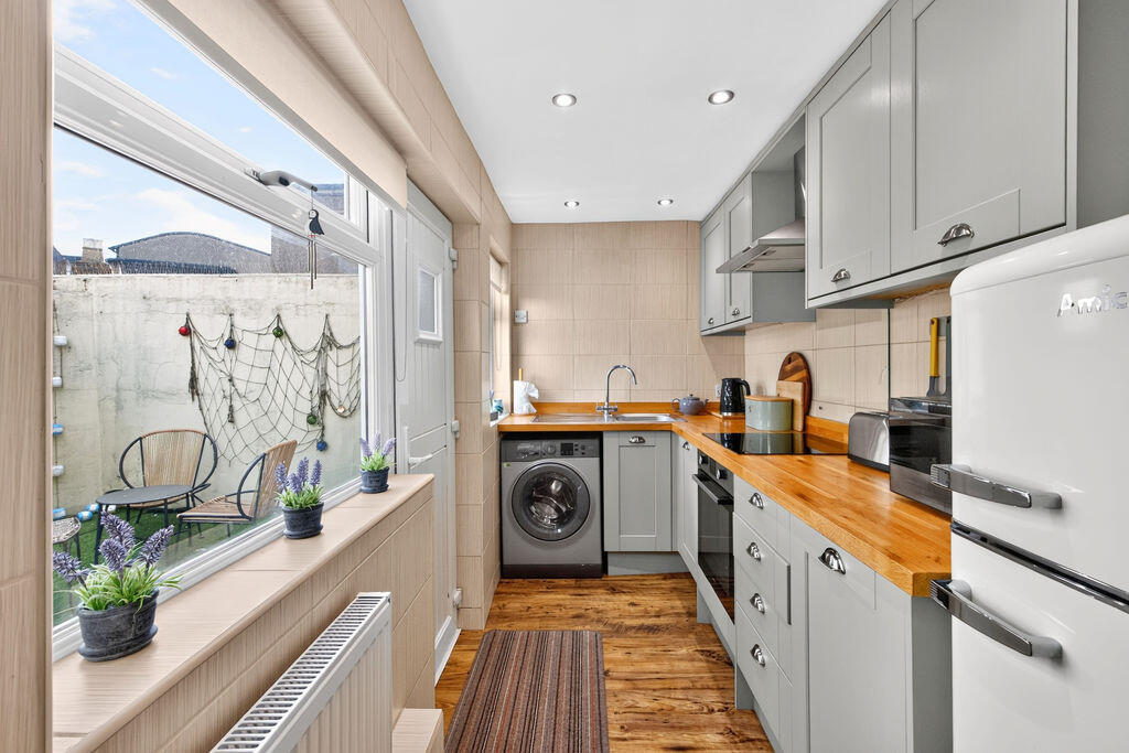 House in Newcastle upon Tyne, Amble By the Sea - View 4