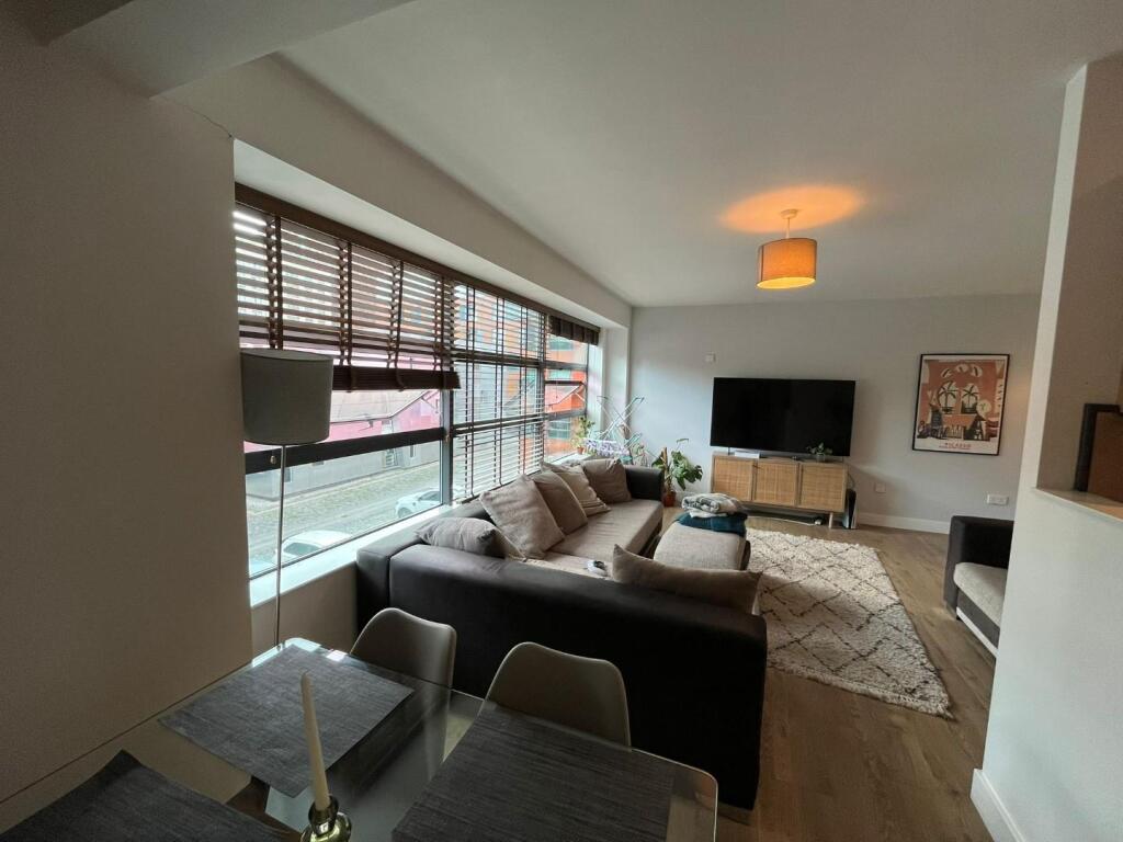 Apartment in Manchester - View 5