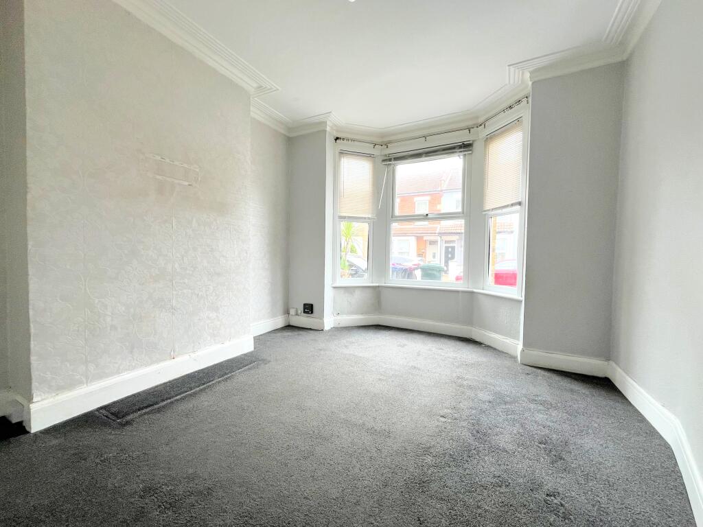 House in Southend-on-Sea - View 2