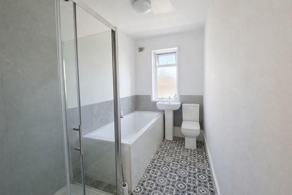 Additional image 6 of Oakleigh Terrace, Clayton, Bradford