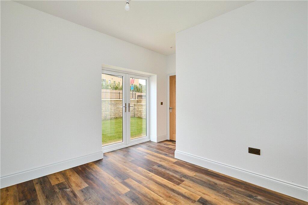 House in Bradford, Burley - More