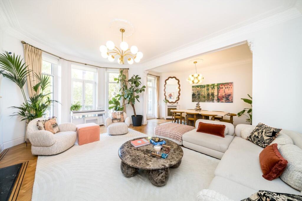 Apartment in London, Royal Borough of Kensington and Chelsea - View 2
