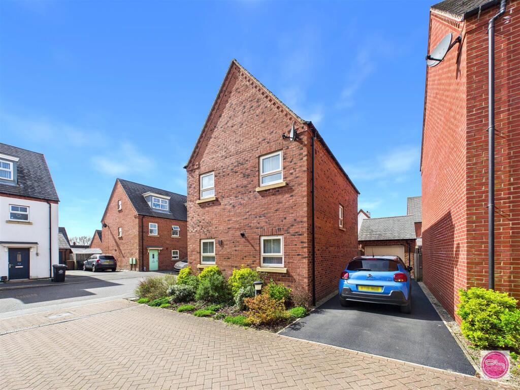 Rowan Drive, Midway, Swadlincote photo 3