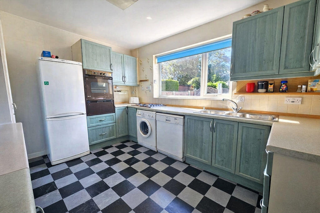 House in Portsmouth - View 5