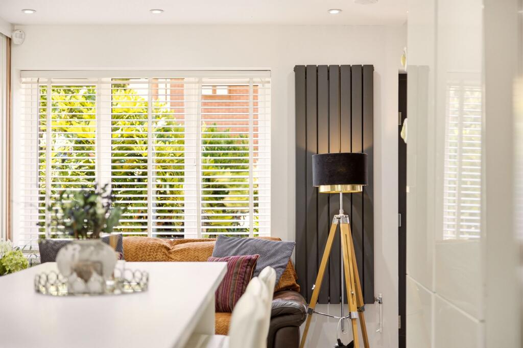Wordsworth Drive, Kenilworth, CV8 photo 3