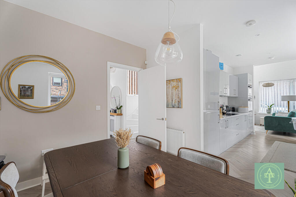 House in London, Edmonton - View 3