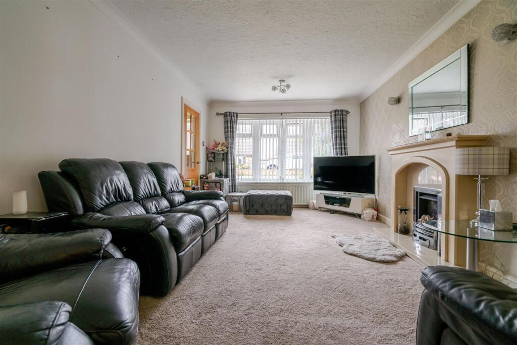 House in Wigan, Greater Manchester - More