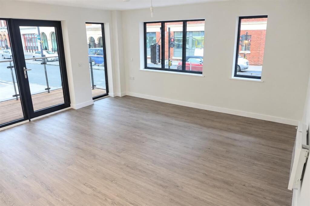Apartment in Bristol, Finzels Reach, Redcliffe - View 2